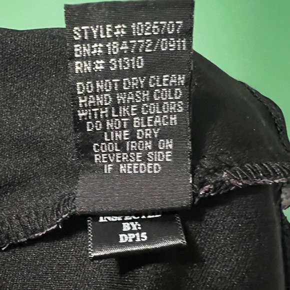 Dress - Picture 7 of 7